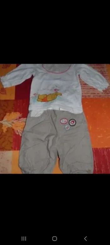 Lot de vêtements fille 6 mois