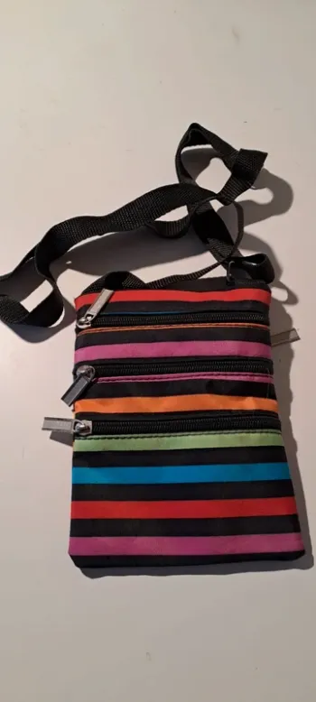 Pochette style Little Marcel - 4 poches - Bon état.
