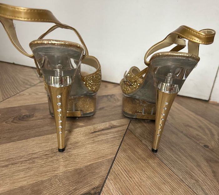 Talons plateformes Ibiza factory - photo numéro 3