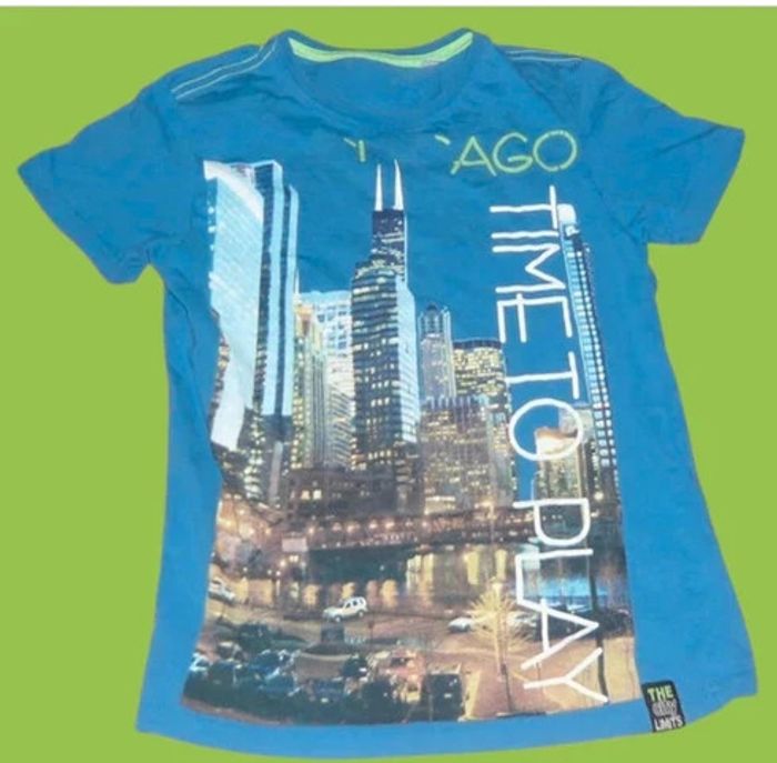🤩 T-shirt C&A 146/152 soit 10 12 ans Chicago time to play
