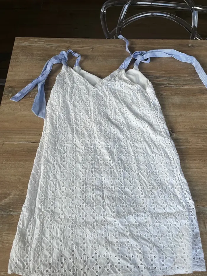Robe neuve XS