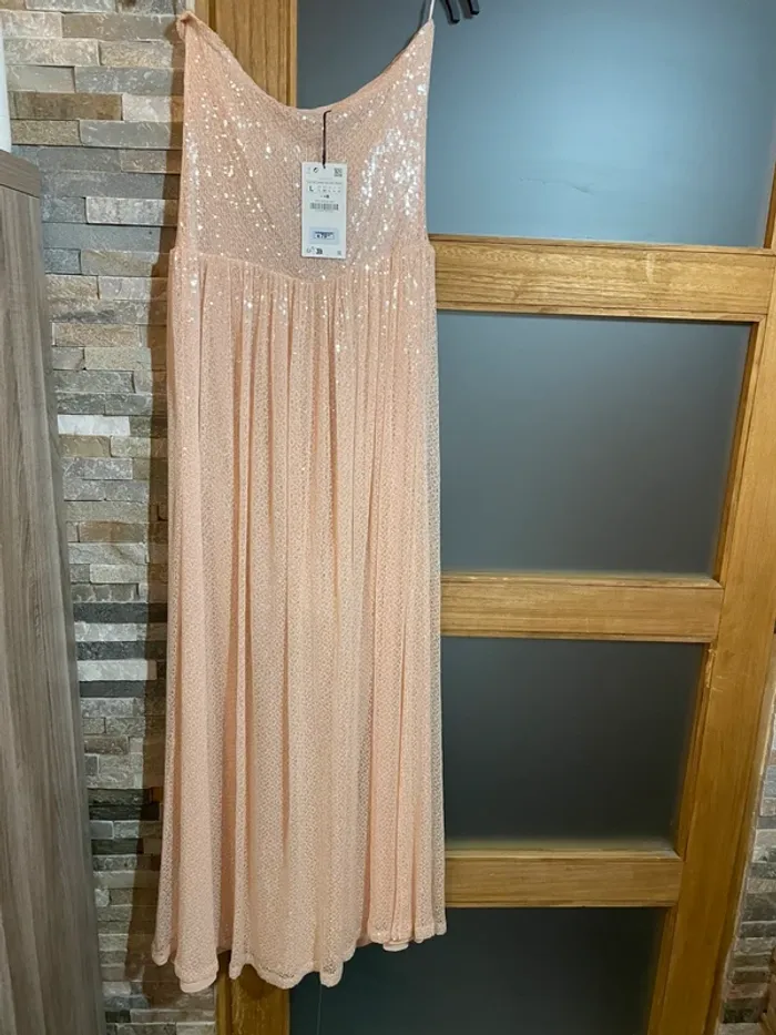 Robe de princesse bustier à paillettes Zara, taille L - photo numéro 2