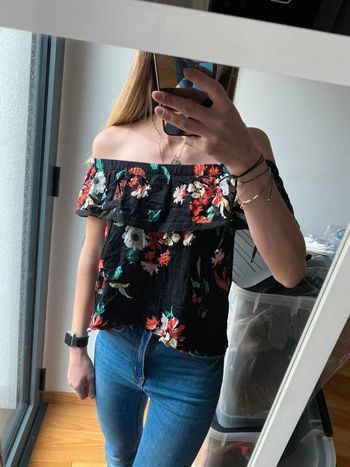 Top épaules dénudés fleuri