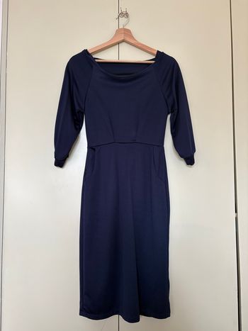 Robe bleue marine - élégante et confortable