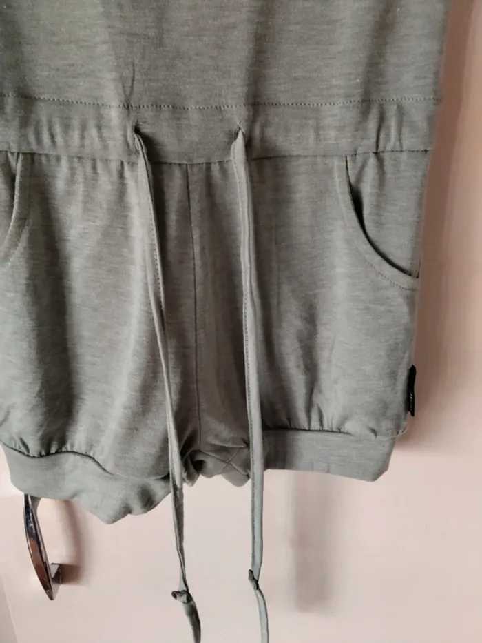 Combi short. Marque sugar and bruno (A98) - photo numéro 3