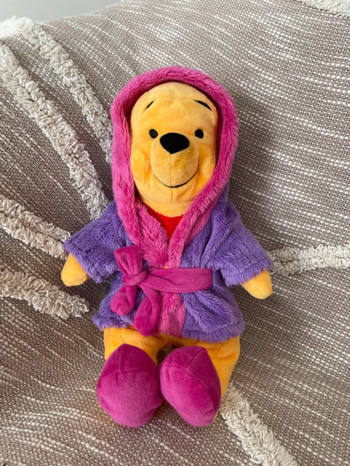 Peluche doudou 33cm Disney Winnie ours jaune et violet parfait état