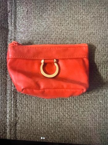 Porte - monnaie rouge simili cuir ( neuf )