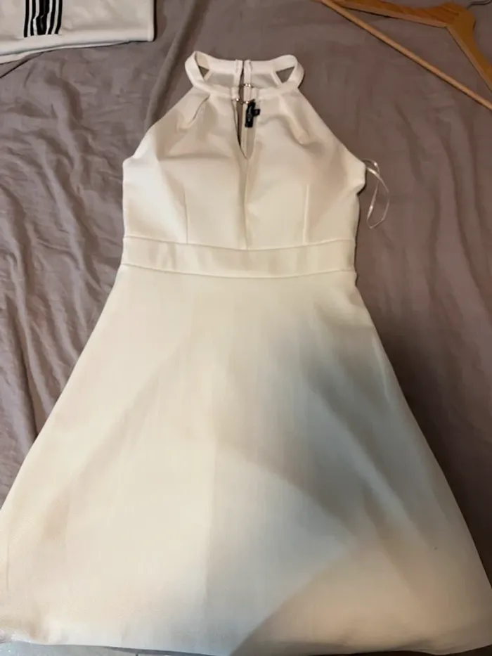 Robe blanche patineuse choker mosquitos T38 - photo numéro 2