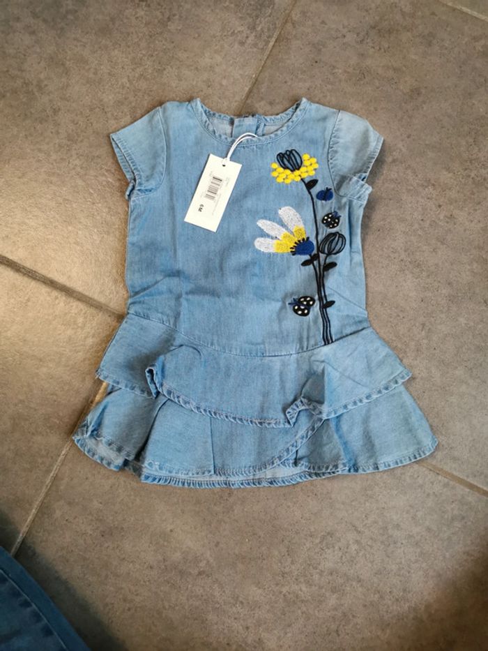 Robe catimini 6 mois