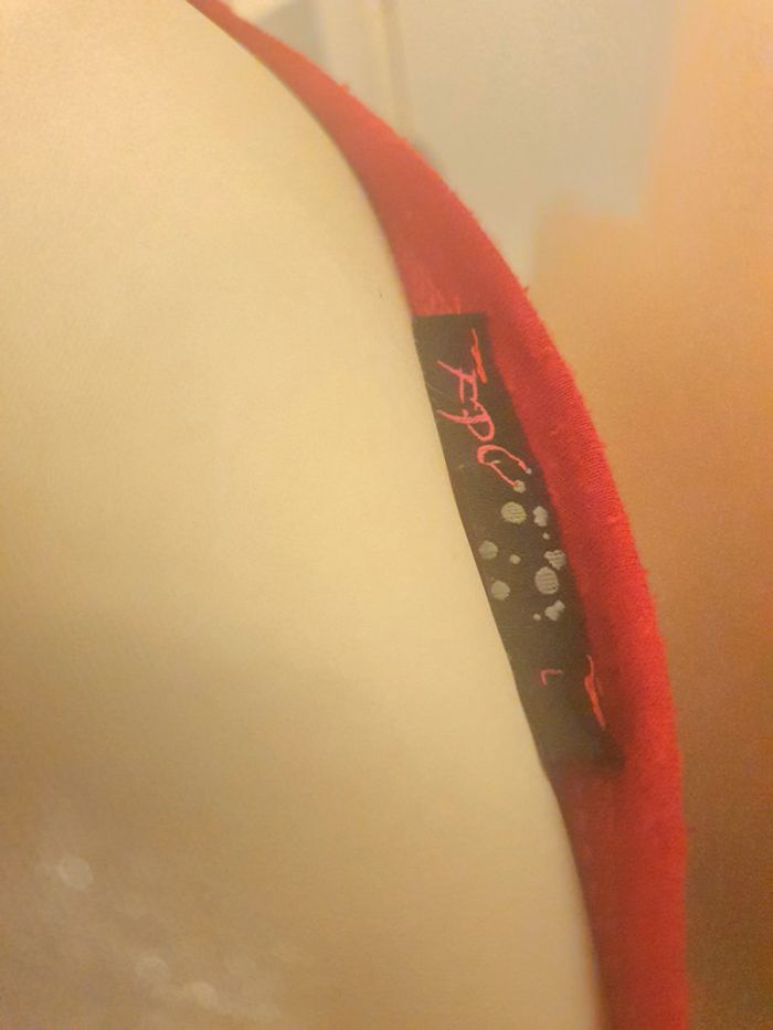 🌸Tee-shirt rouge taille L en très bon état - photo numéro 3