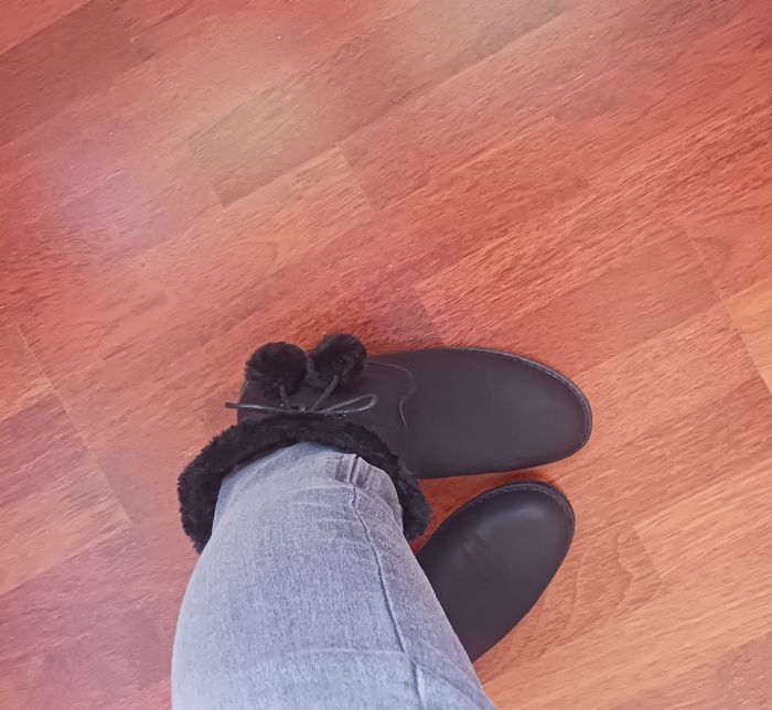 Bottines fourrées  pointure 39 - photo numéro 3