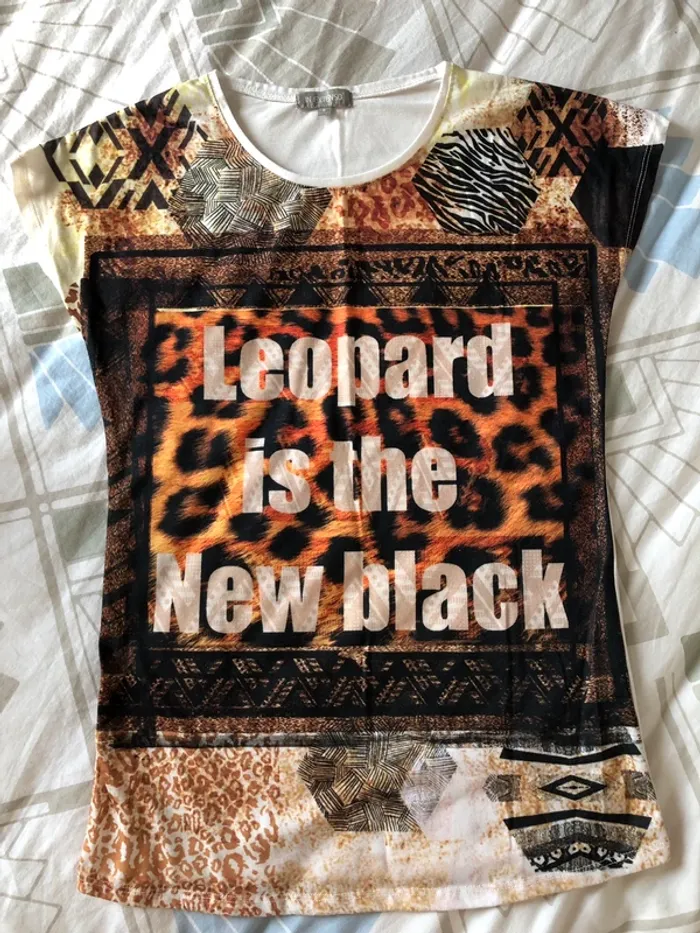 Thee shirt léopard