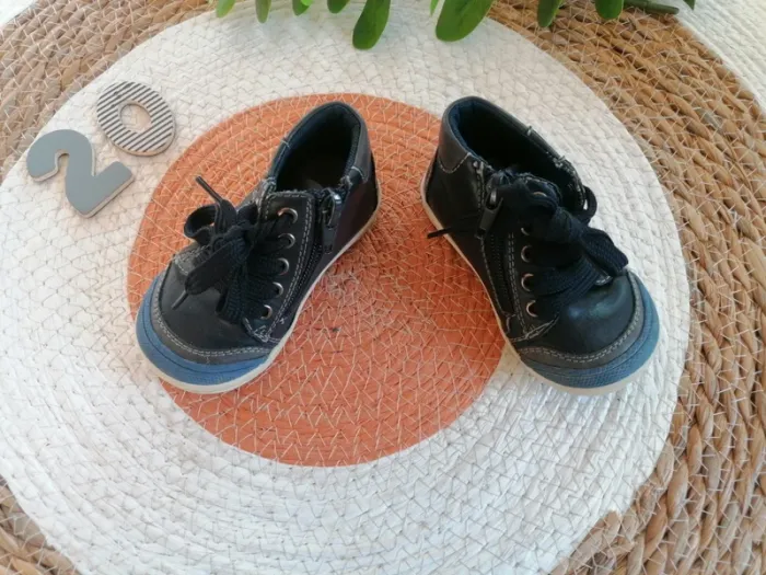 Chaussures bleu marine - Pointure 20 - photo numéro 2
