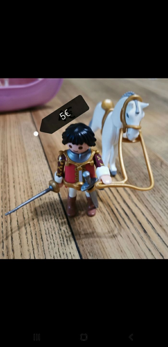 Playmobil cavalier et son cheval