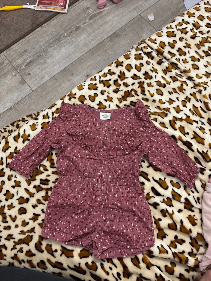 A vendre combishort bébé fille