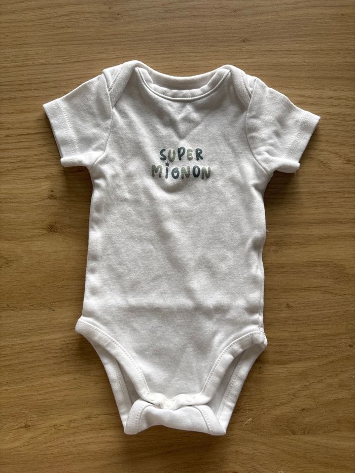 Bodies  3 mois - photo numéro 2