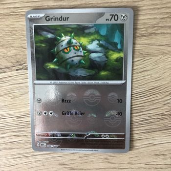 Grindur 68/86 Pokeball