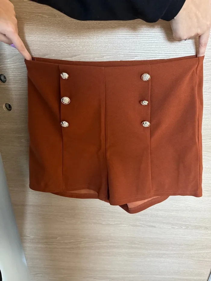 Short camel