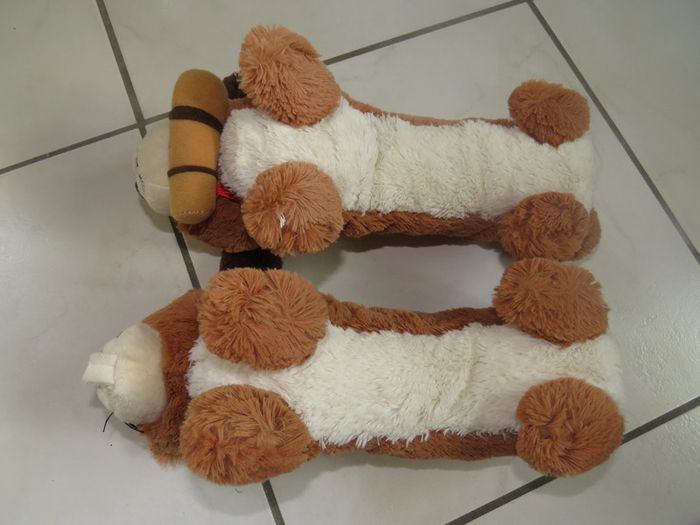 lot de 2 trousses en peluche - photo numéro 5