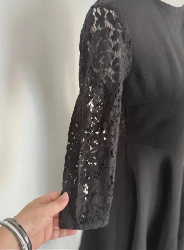 Superbe robe noire dentelle patineuse taille M - photo numéro 6