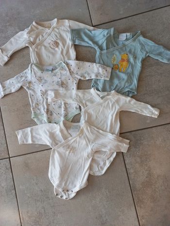 Lot de 5 bodys 1 mois et naissance
