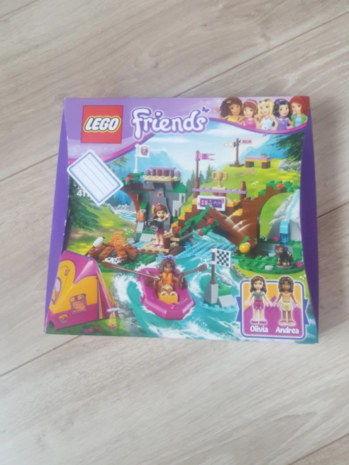 boîte Lego Friends 41121 neuve
