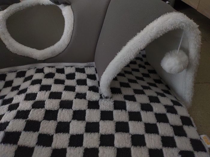 Tapis de jeux pour chats - photo numéro 2
