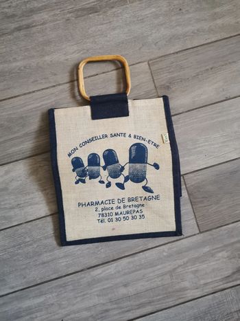 Sac de marché en jute poignées en bambou