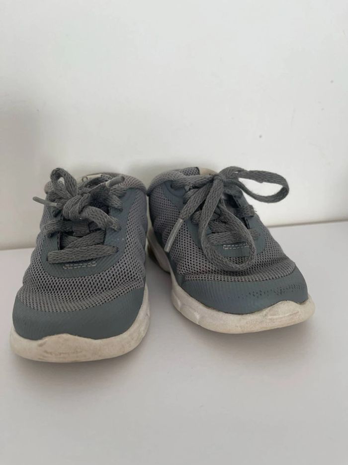2 paires de baskets garçon - photo numéro 2