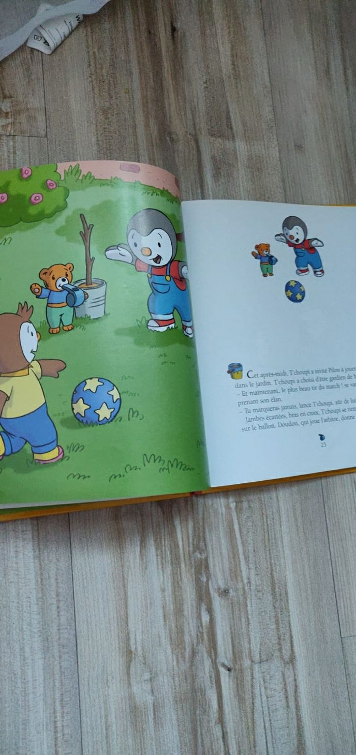 Livre de les aventures de T'choupi en parfait état - photo numéro 9