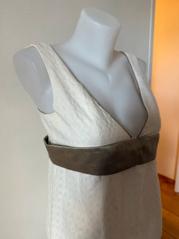 Robe blanc cassé MAJE taille 1 en très bon état - photo numéro 3