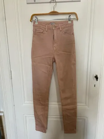 Jean skinny taille 32 Pimkie
