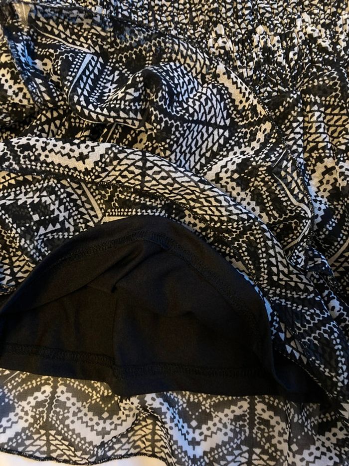 Superbe jupe noire et blanche très légère et agréable à porter || S-M || neuve - photo numéro 6