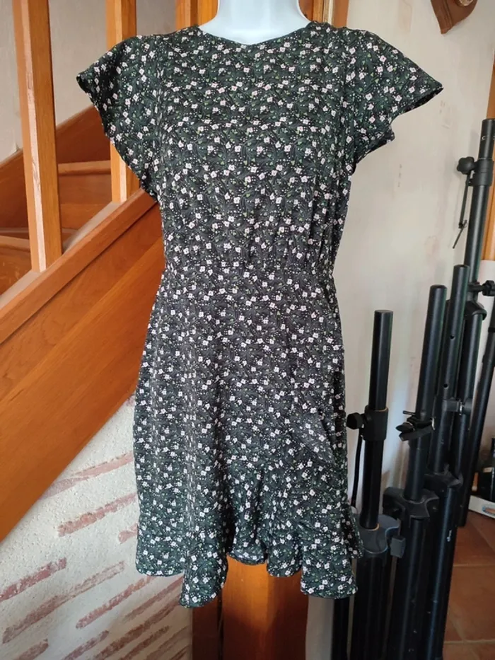Robe légère fleurie Ax Paris
