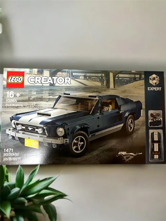 Lego Ford Mustang