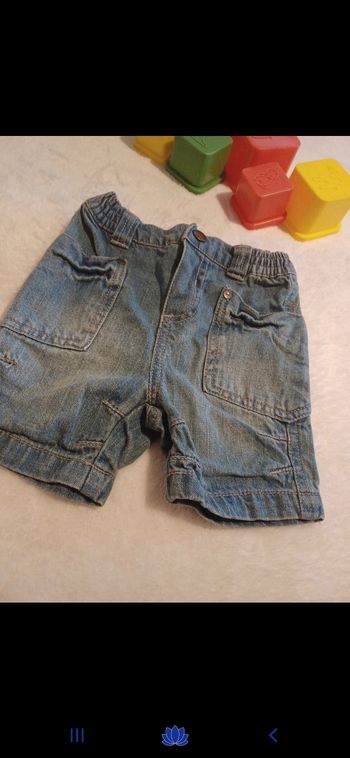 Short bébé taille 6 mois