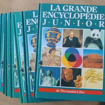 Collection de 8 livres La grande encyclopédie junior