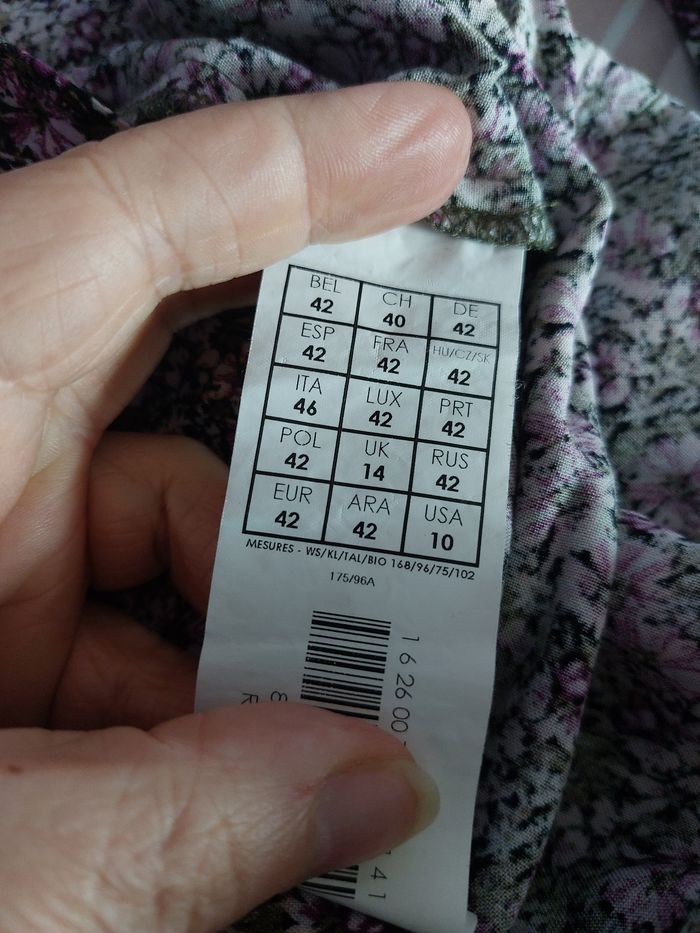 Jolie chemise fleurie - photo numéro 8