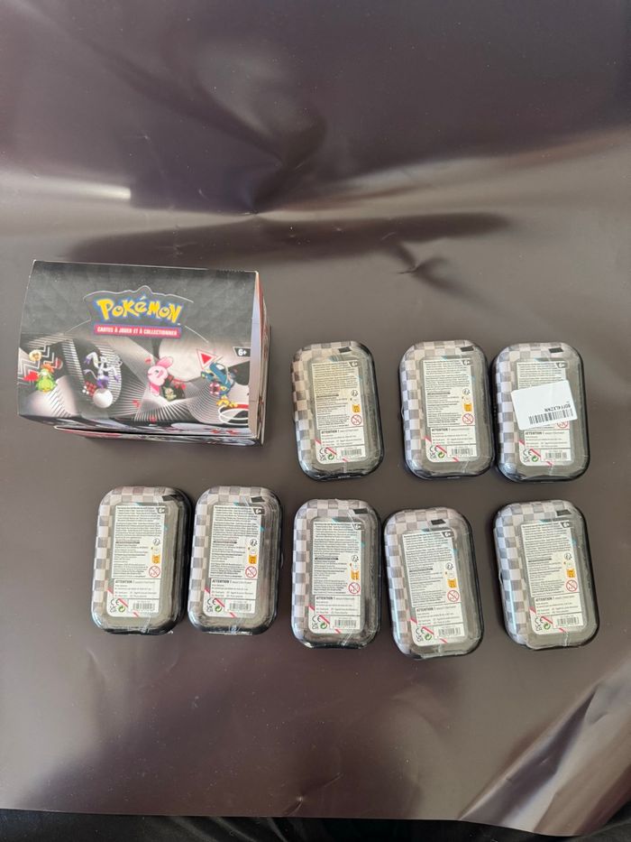 Display mini tins flamme blanche/foudre noir EV10.5 - photo numéro 3