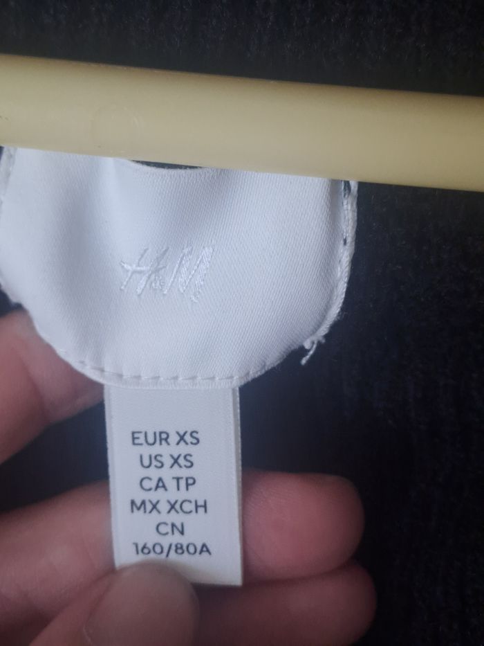 Pull noir à grand col H&M Taille XS - photo numéro 7