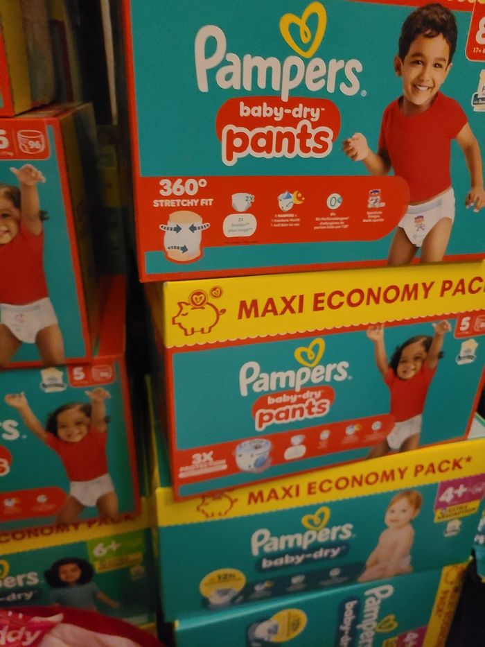 Différentes tailles disponibles 20 euros maxipack pants ou babydry