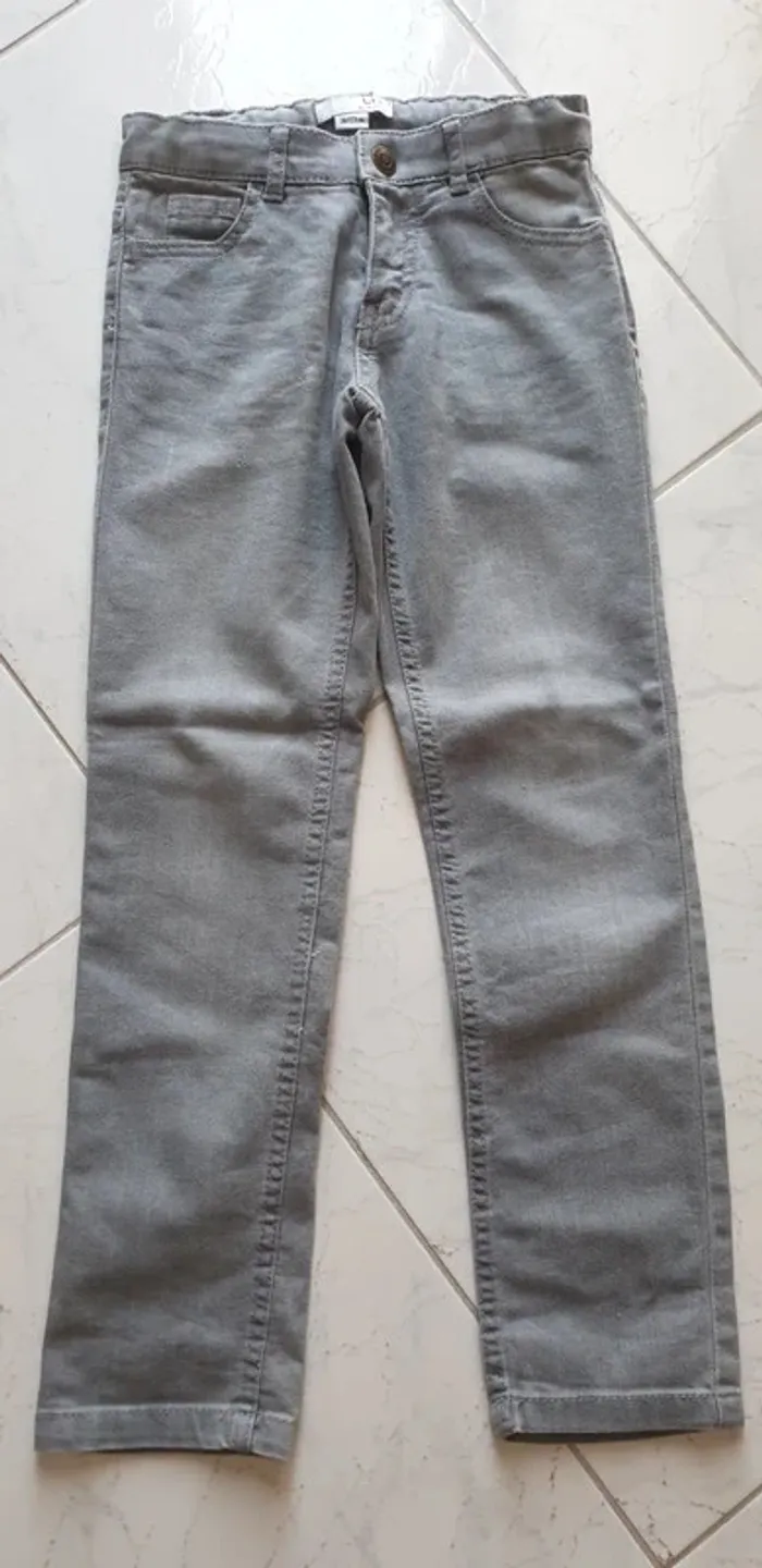 Jean gris 7 ans