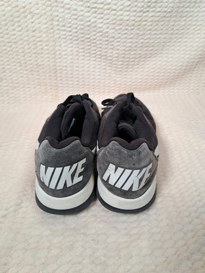 Baskets noires - Nike - Taille 41 👟 - photo numéro 3