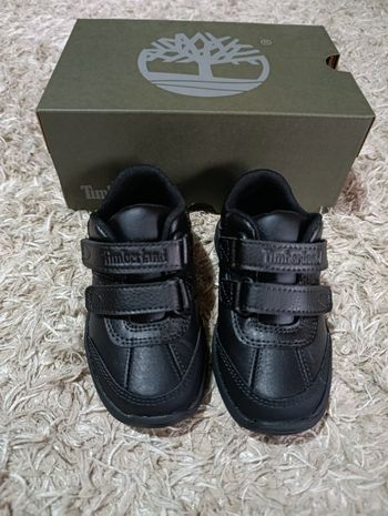 Chaussures Timberland neuves noires pointure 24