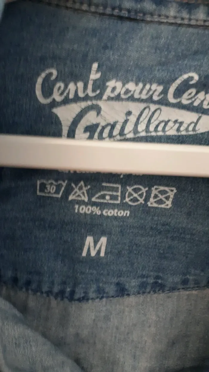 Chemise en jean taille M - photo numéro 4