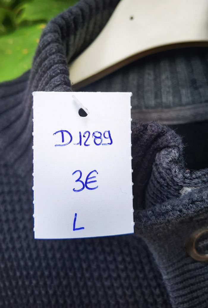 D1289 - pull homme en taille L - photo numéro 3