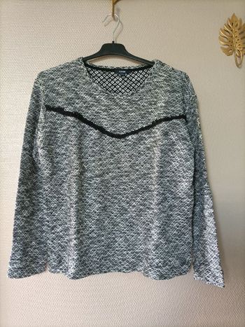 Pull blanc et noir