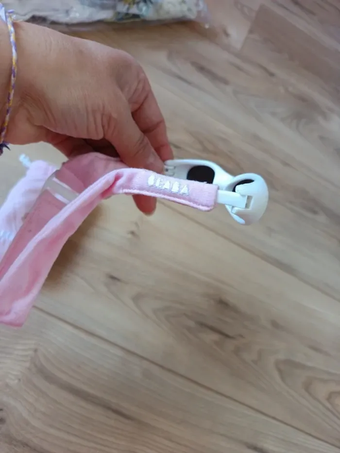 Lunettes de soleil bébé béaba - photo numéro 2