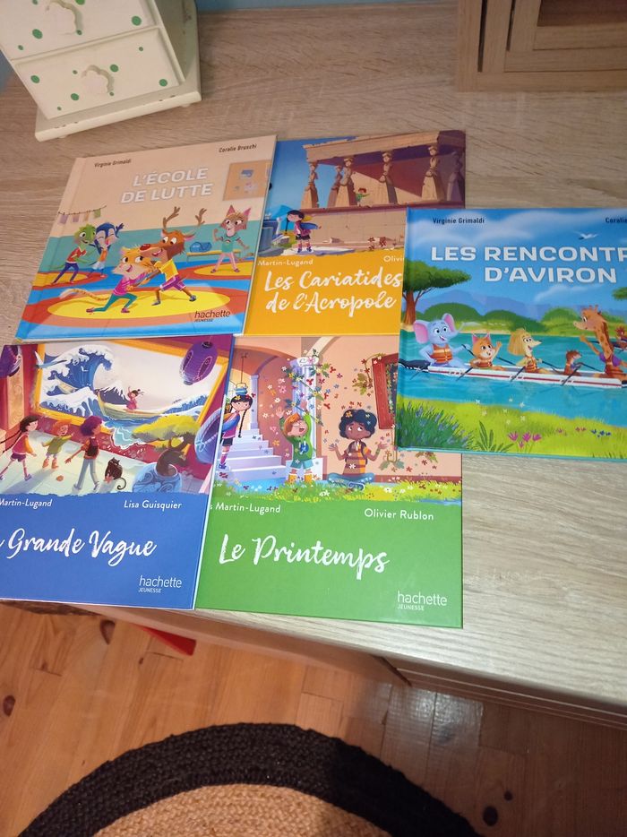 Lot de 5 livres neuf