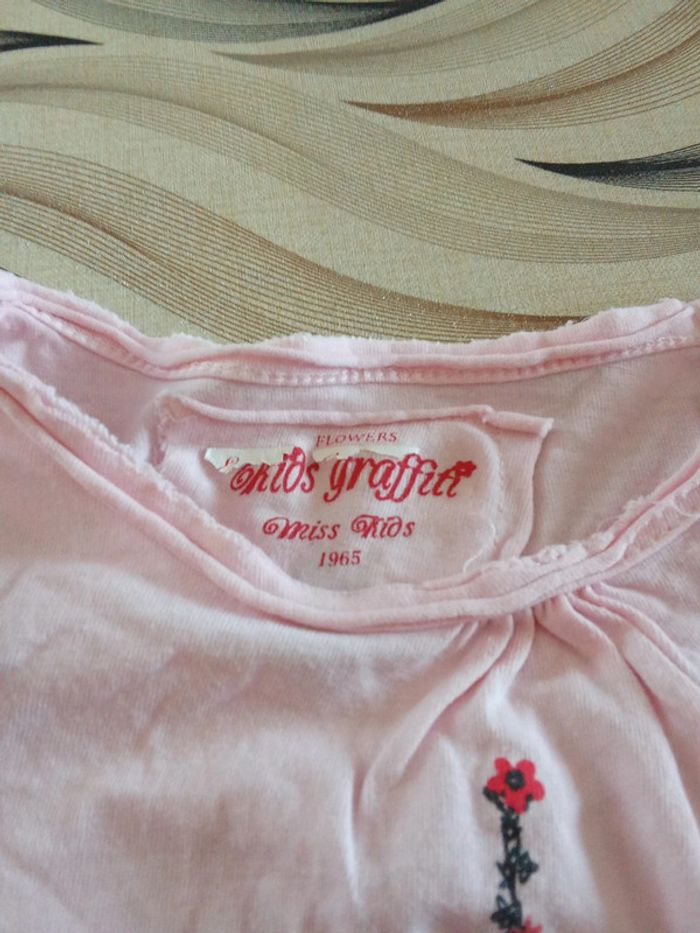 T-shirt manches longues rose motif fleur et cœur 36 mois Kids Graffiti - photo numéro 5
